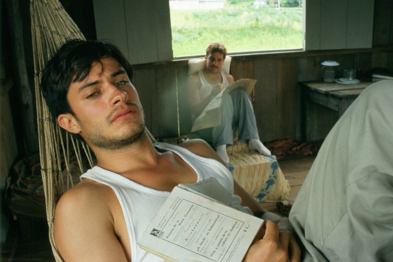 motorcycle_diaries_gael_garcia_bernal-other